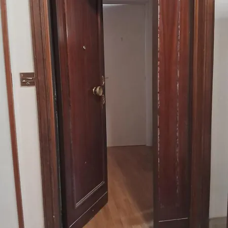 Roberta Vatican Flat * Řím