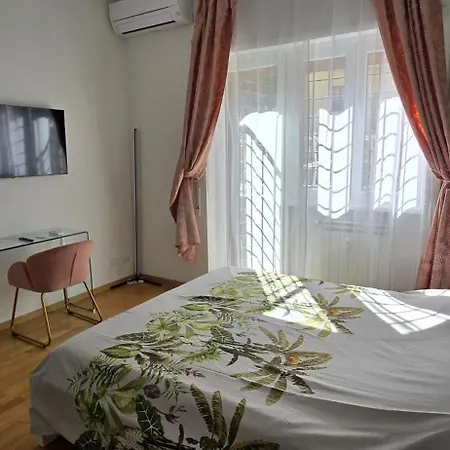 Roberta Vatican Flat * Roma